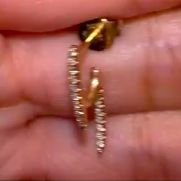 Natural Diamond Pave in Solid 14kt Yellow Gold Earrings, Excellent Condition - Picture 3 of 3